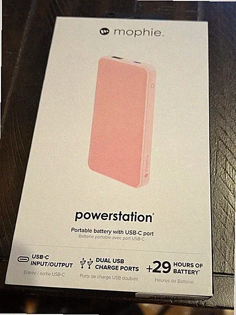 Mophie Powerstation 8000mAh Portable Battery with USB-C / USB-A Port